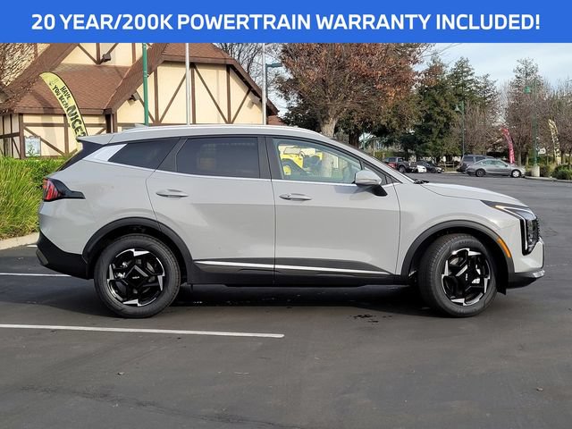 New 2026 Kia Sportage EX AWD/4WD image 3