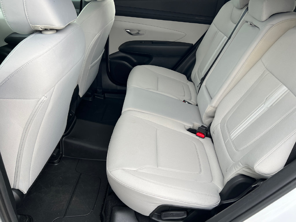 Used 2026 Hyundai Tucson SEL FWD image 15