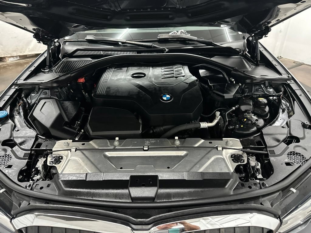 Used 2019 BMW 330i Sedan w/ Convenience Package RWD image 13