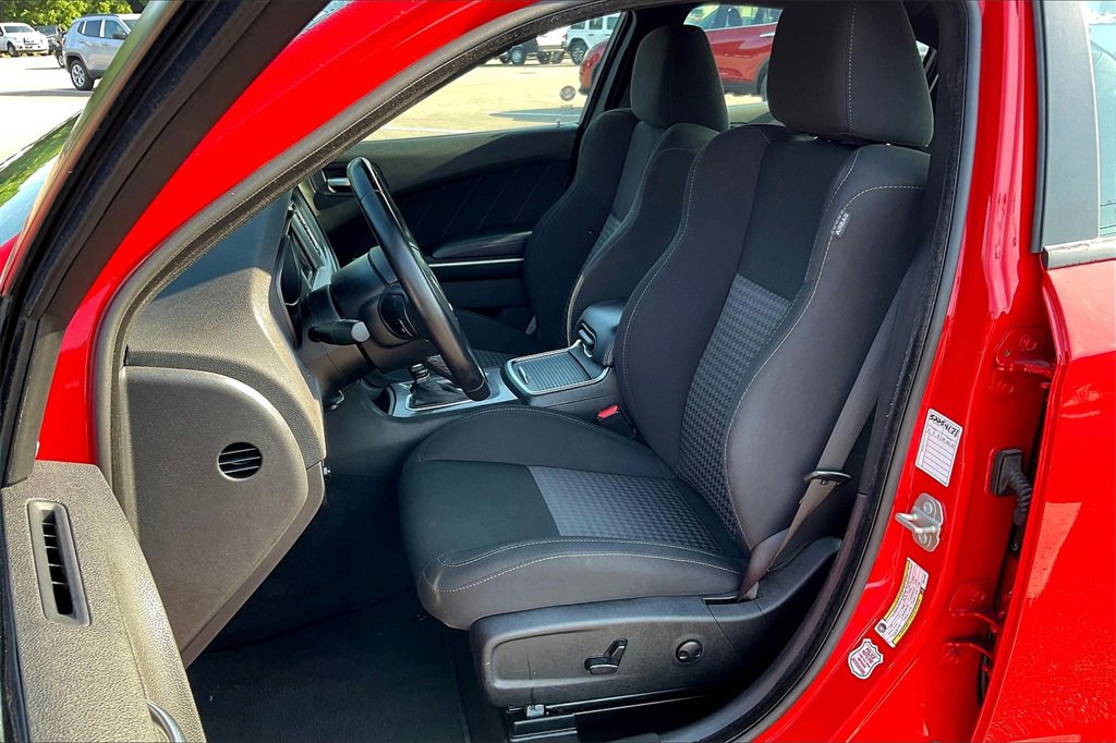 Certified 2023 Dodge Charger GT image 25