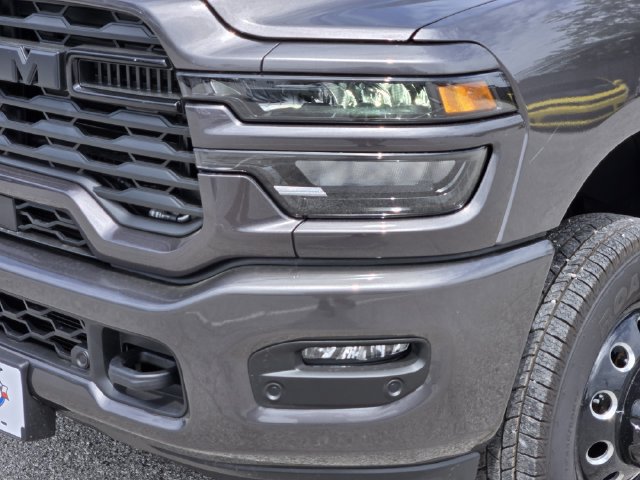 New 2026 RAM 3500 Lone Star AWD/4WD image 7