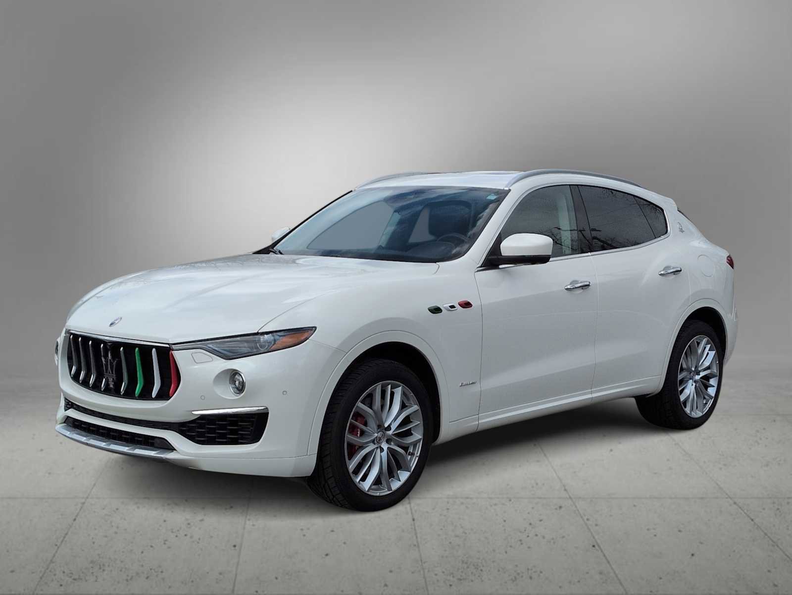 Used 2019 Maserati Levante S GranLusso image 4