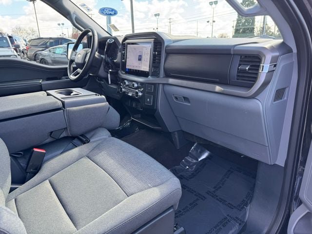 Used 2025 Ford F150 XLT w/ Equipment Group 301A Standard AWD/4WD image 24