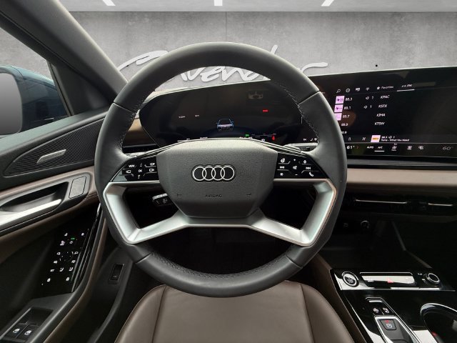 Used 2025 Audi Q6 e-tron Premium Plus AWD/4WD image 21