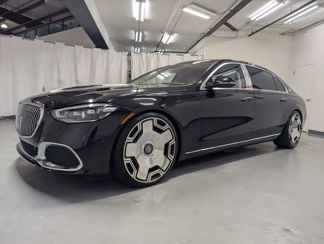 Used 2022 Mercedes-Benz Maybach S 580 4MATIC w/ Manufaktur Leather Package image 5