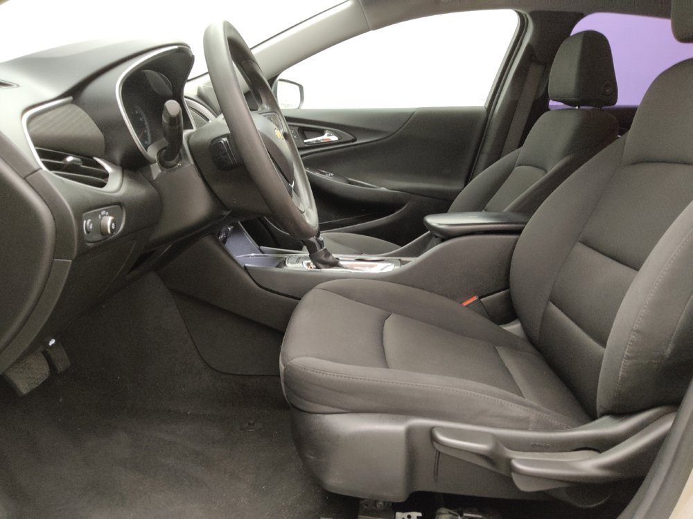 Used 2022 Chevrolet Malibu LS FWD image 17