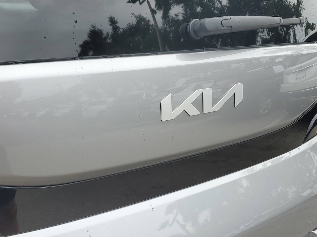Used 2023 Kia Soul LX w/ LX Technology Package FWD image 28