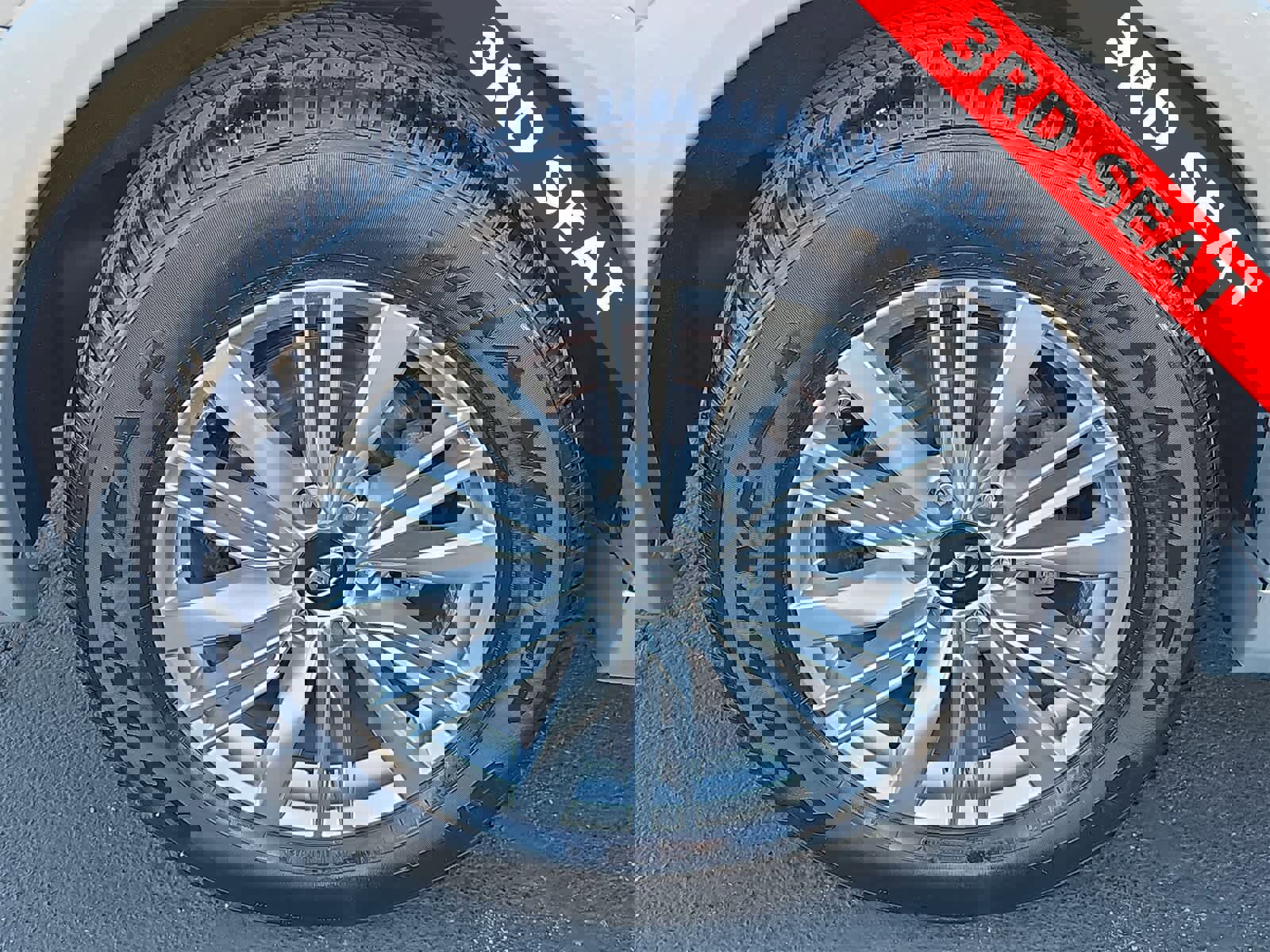 Used 2019 INFINITI QX80 Luxe image 12