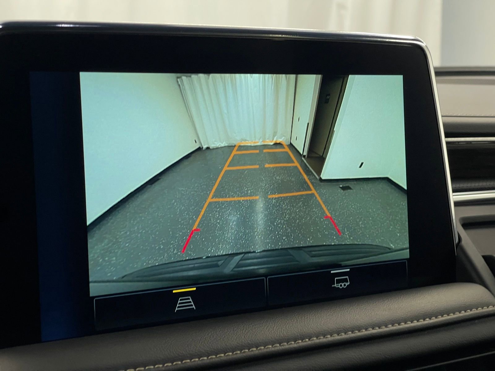 Used 2024 Chevrolet Tahoe Premier image 17