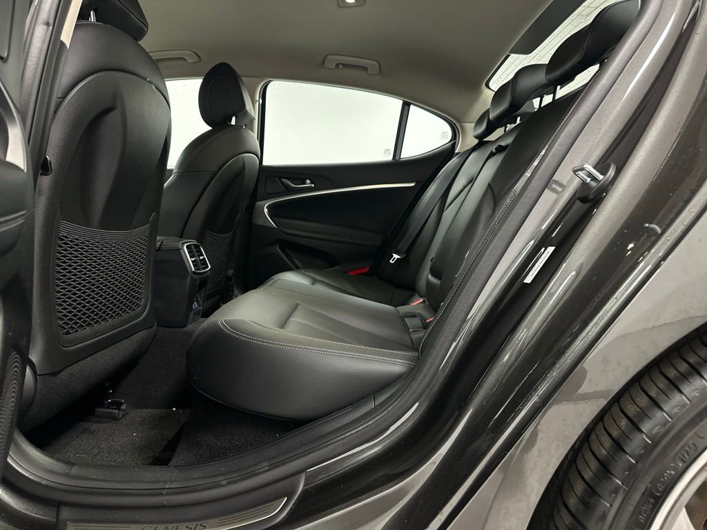 Used 2025 Genesis G70 2.5T image 20