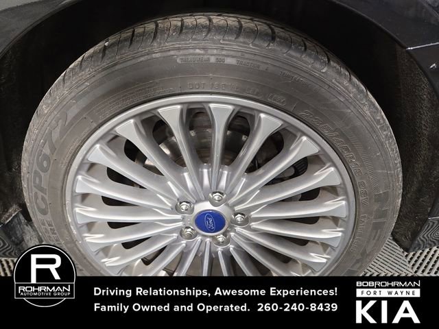 Used 2015 Ford Fusion Titanium image 12