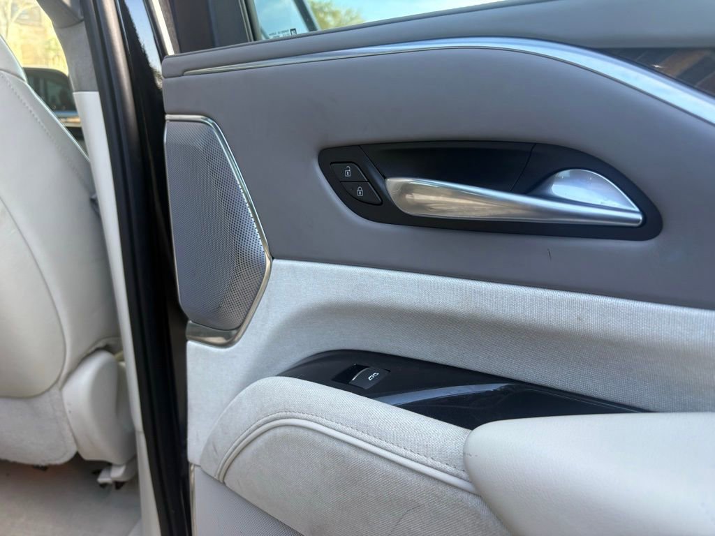 Used 2022 Cadillac Escalade ESV Sport Platinum image 18