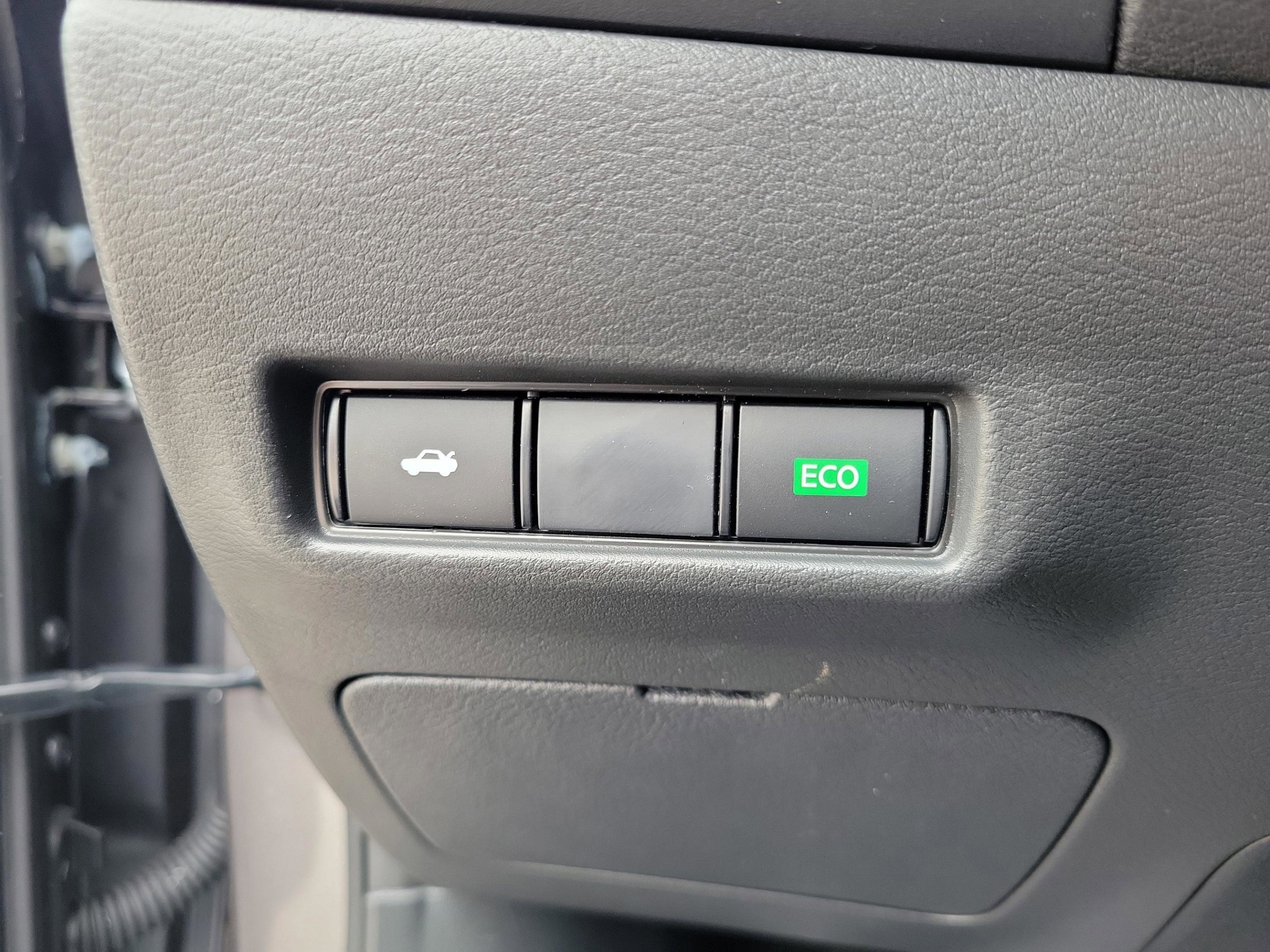 New 2026 Nissan Sentra S w/ S Cold Weather Package FWD image 21