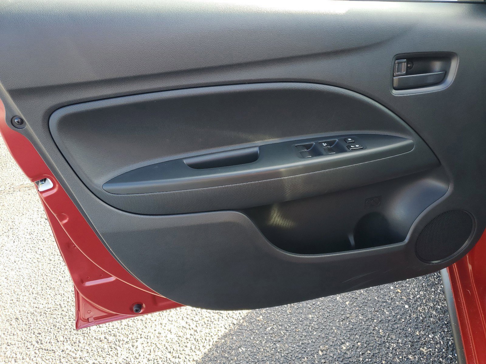 New 2024 Mitsubishi Mirage ES image 8