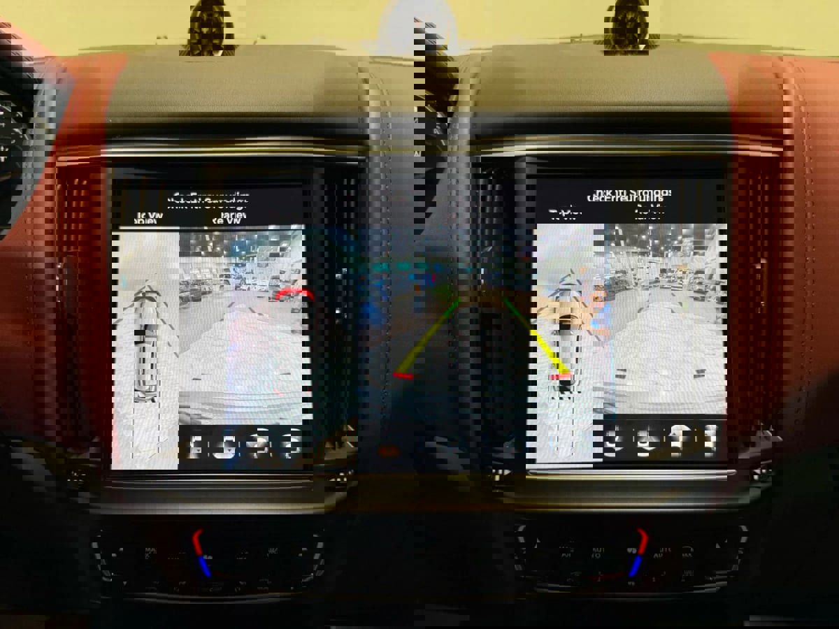 Used 2021 Maserati Levante S GranSport image 19