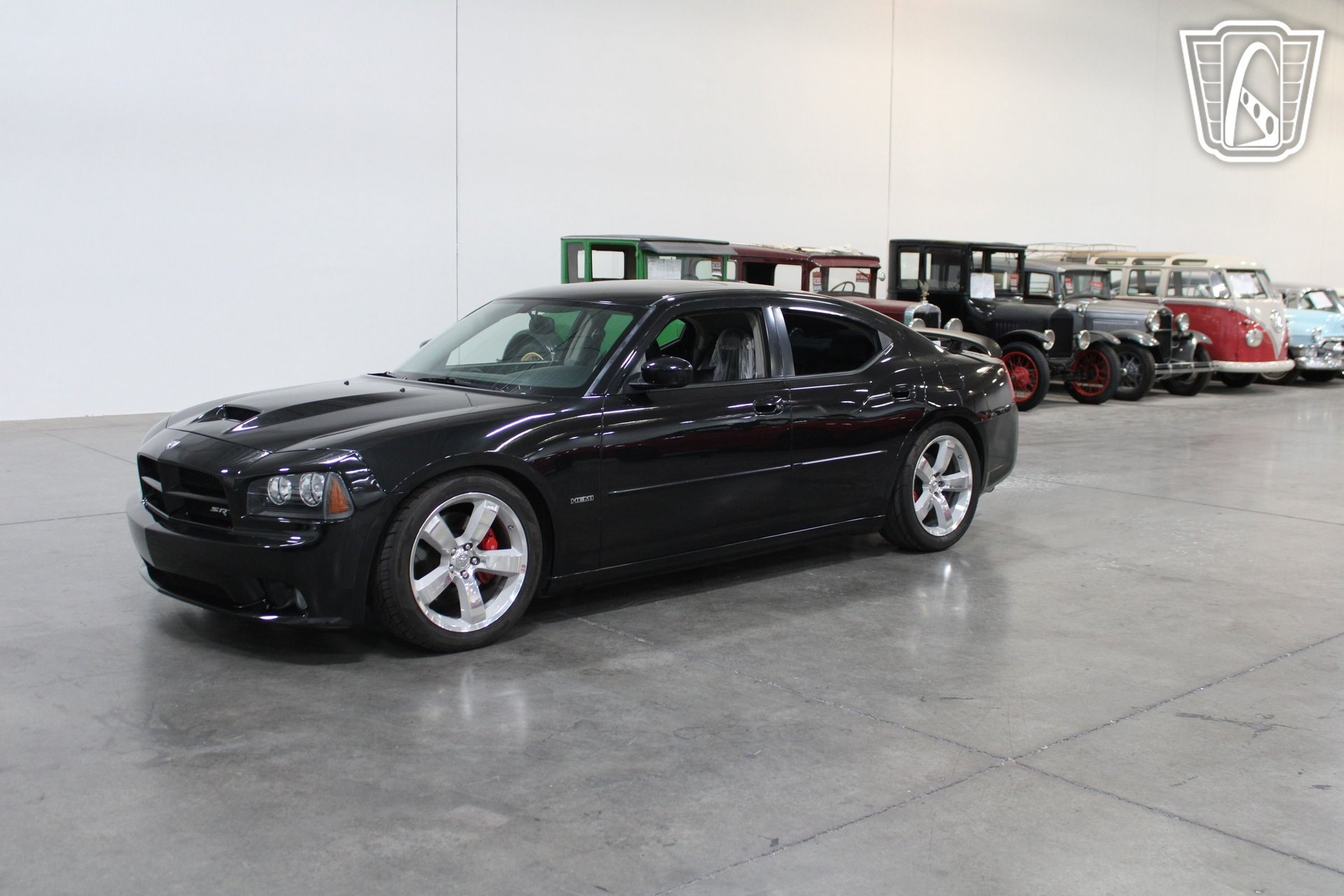 Used 2006 Dodge Charger SRT8 w/ SRT Option Group III RWD image 2