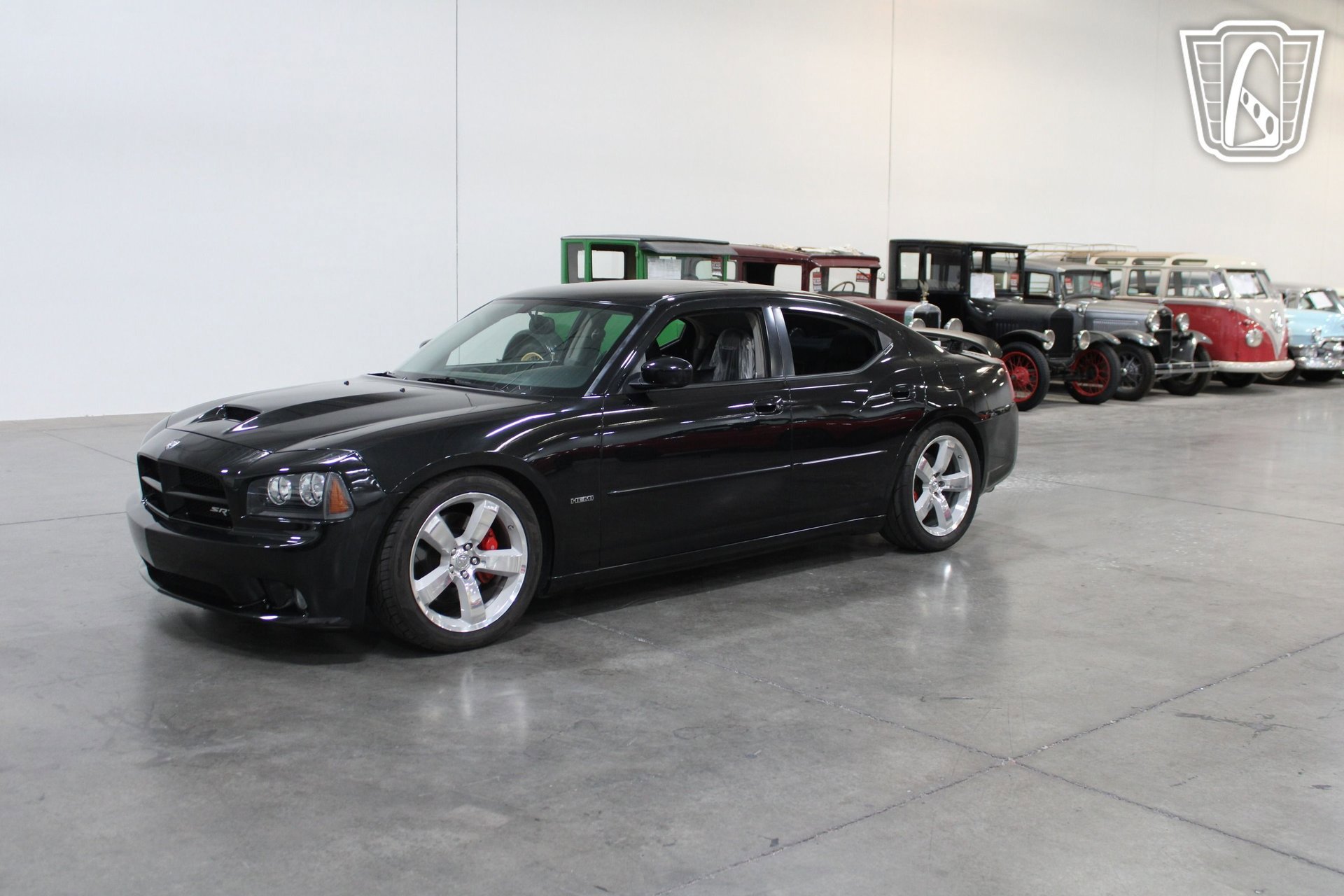 Used 2006 Dodge Charger SRT8 w/ SRT Option Group III image 2