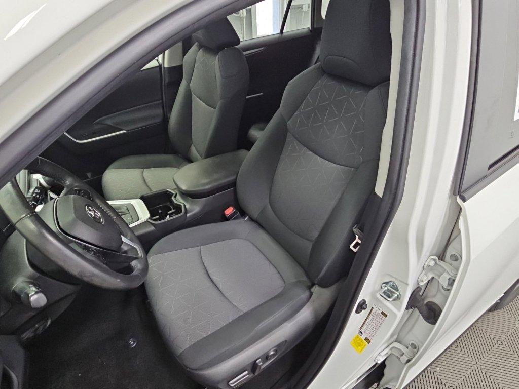 Used 2023 Toyota RAV4 XLE w/ Convenience Package AWD/4WD image 28