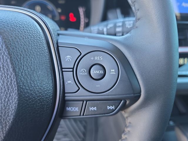 Used 2026 Toyota Corolla Cross SE image 17