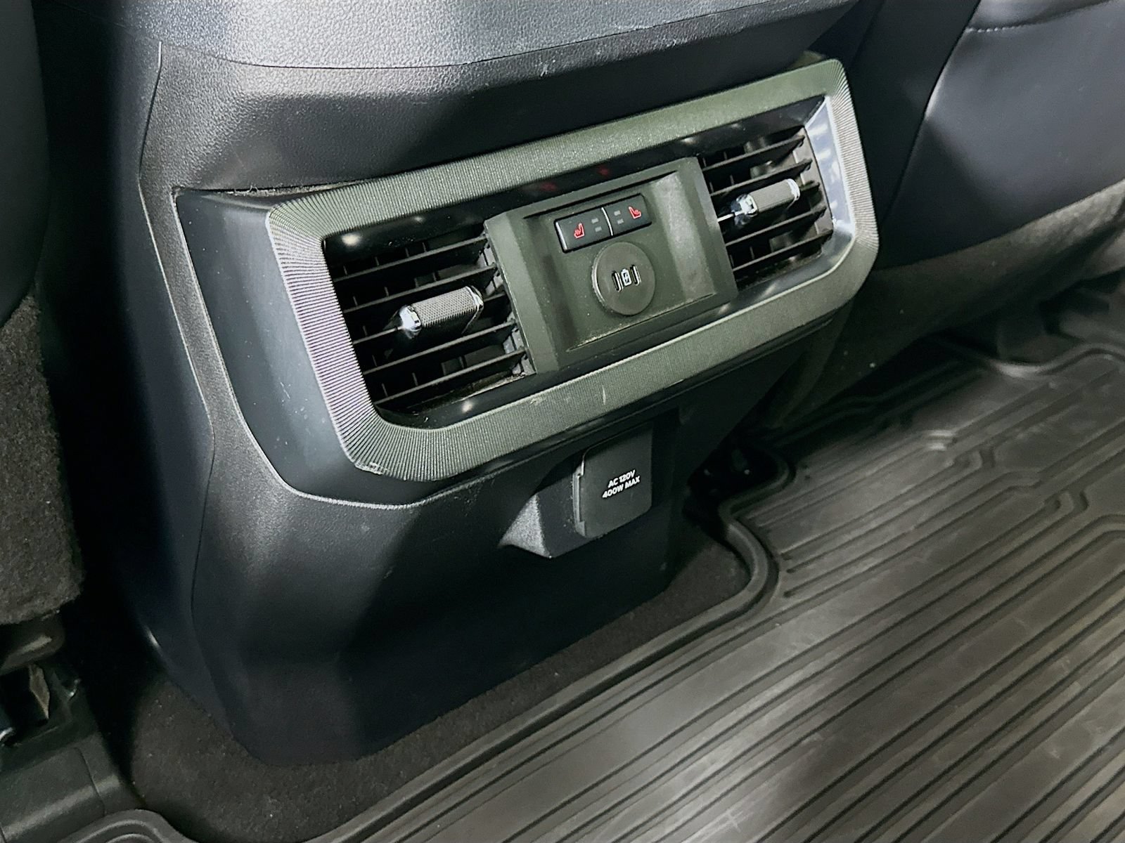 Used 2025 Ford F350 Platinum AWD/4WD image 28