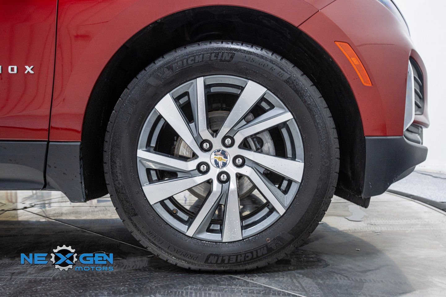 Used 2024 Chevrolet Equinox LT FWD image 40