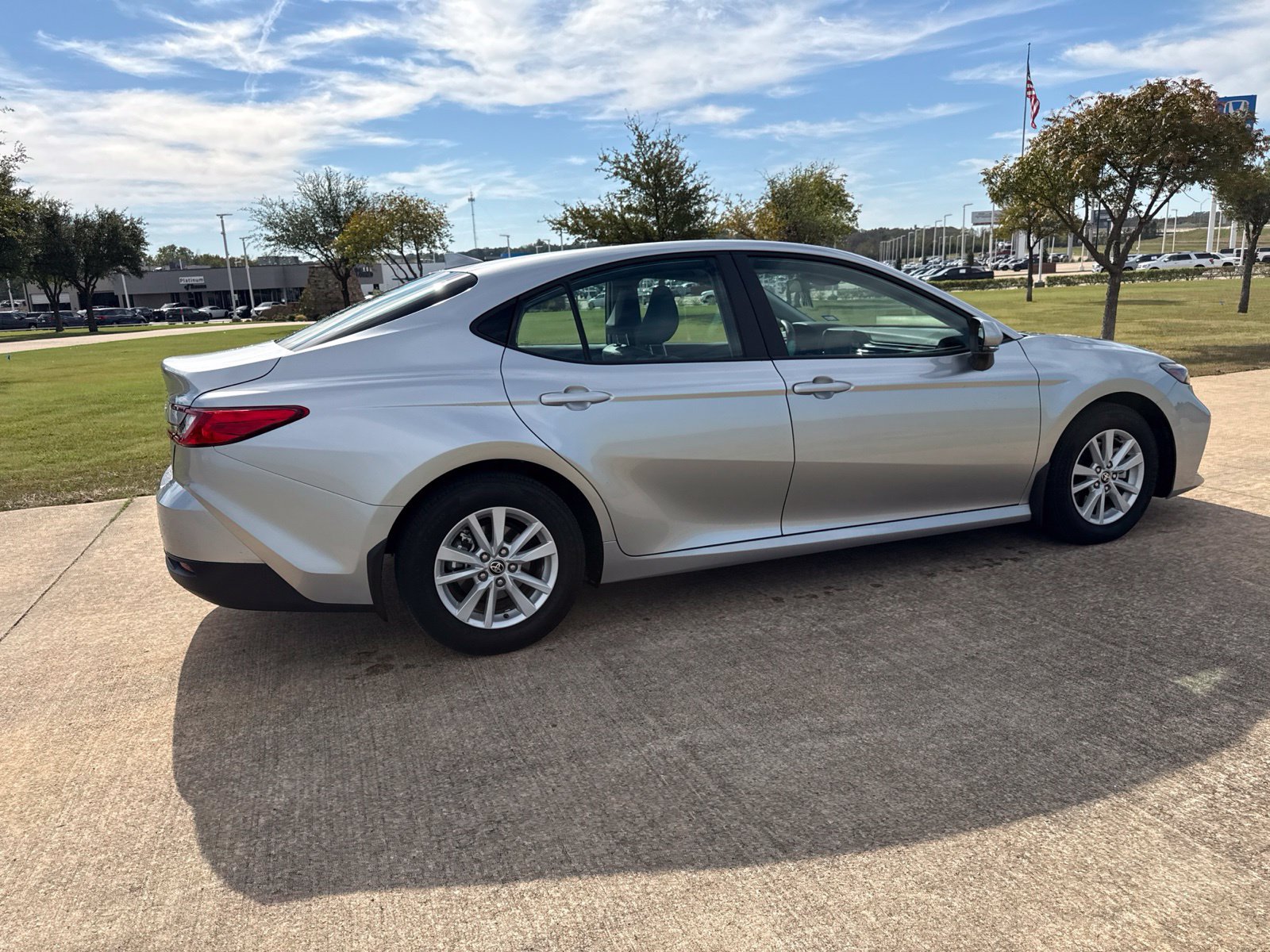 Used 2026 Toyota Camry LE FWD image 6