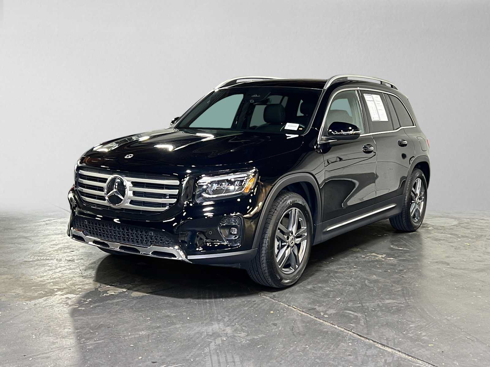 Certified 2026 Mercedes-Benz GLB 250 4MATIC image 7