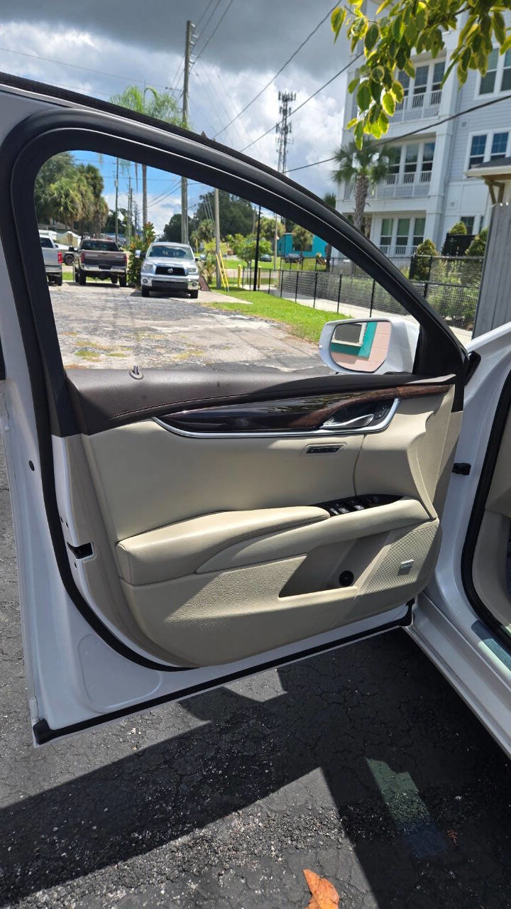 Used 2017 Cadillac XTS Luxury image 5