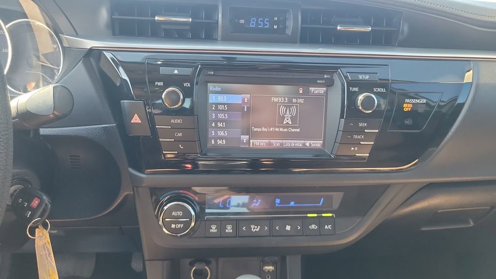 Used 2016 Toyota Corolla LE image 28