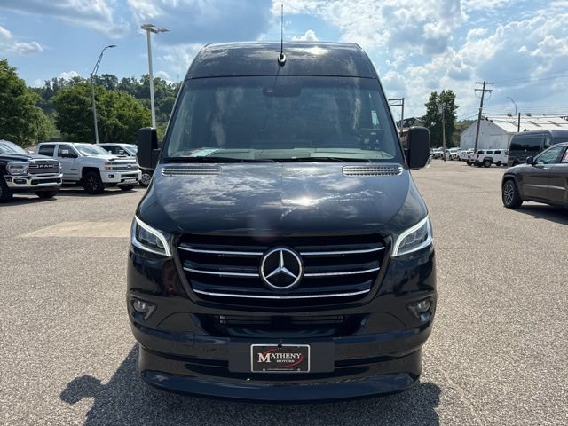 Used 2024 Mercedes-Benz Sprinter 3500 image 9
