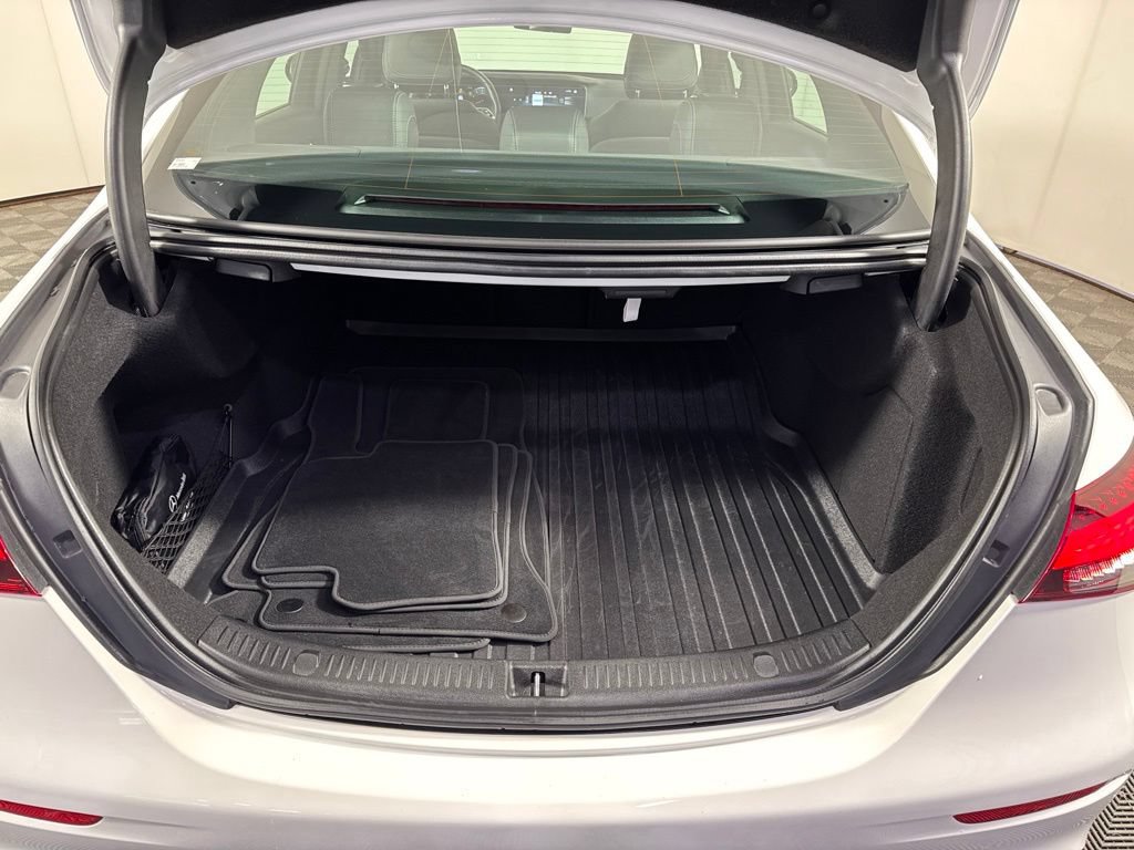 Certified 2023 Mercedes-Benz E 350 4MATIC Sedan image 19