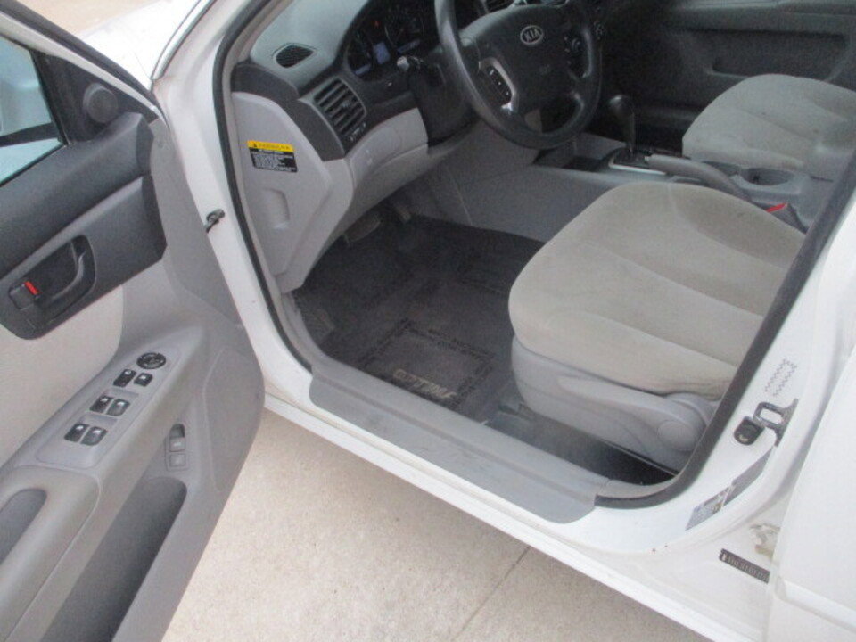 Used 2007 Kia Optima LX image 22