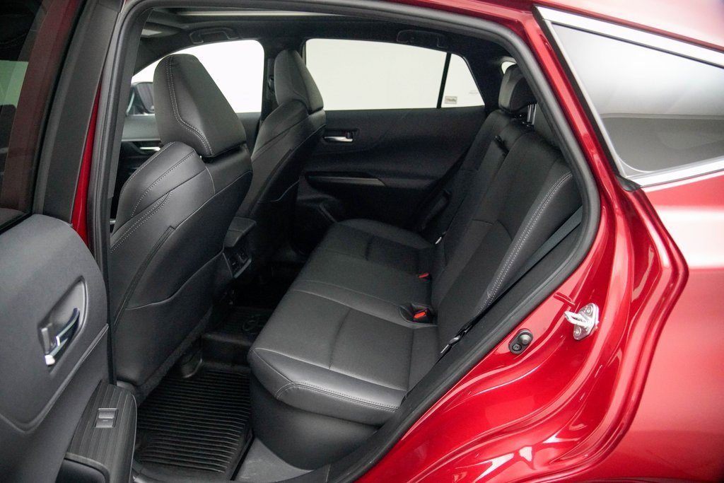 Used 2024 Toyota Venza Limited image 24