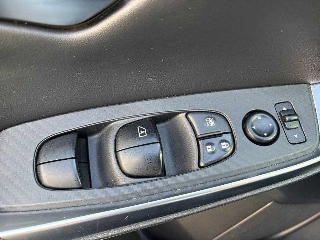 Used 2022 Nissan Sentra SR w/ Trunk Package image 23