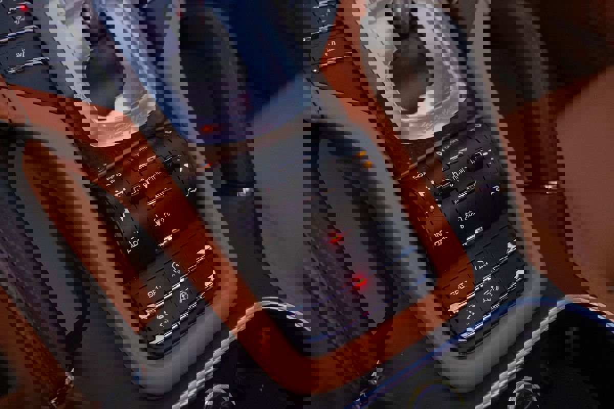 Used 2014 Porsche Cayenne GTS image 24