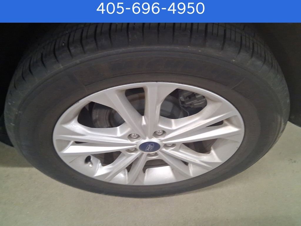 Used 2018 Ford Escape SE image 24