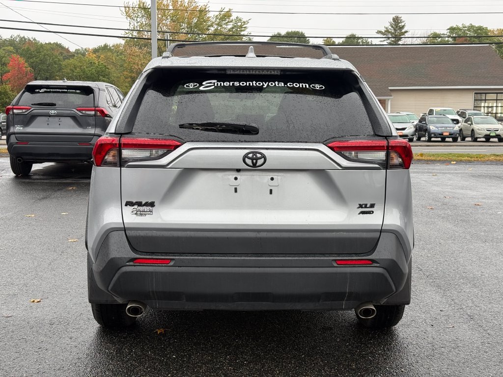 Certified 2025 Toyota RAV4 XLE w/ Convenience Package AWD/4WD image 4