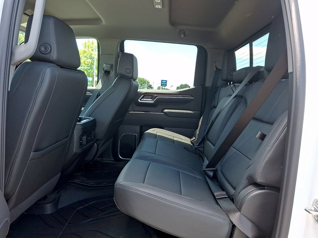 New 2026 Chevrolet Silverado 1500 RST w/ Redline Edition AWD/4WD image 6