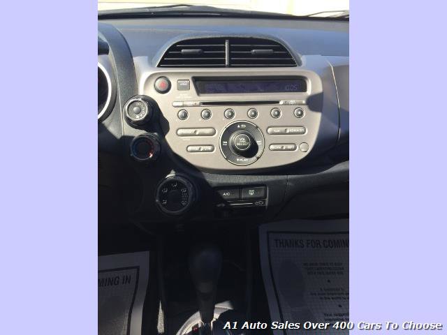 Used 2013 Honda Fit image 15