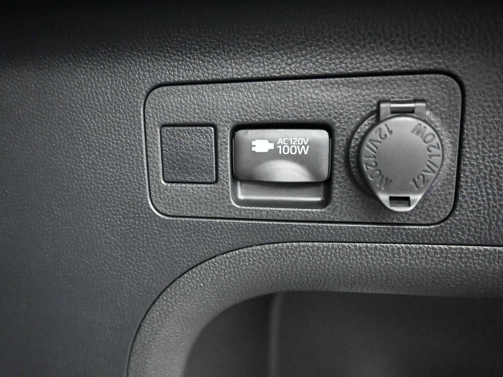 Used 2024 Toyota RAV4 AWD Hybrid image 48