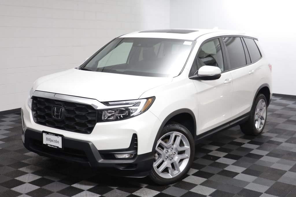 Used 2024 Honda Passport EX-L image 2