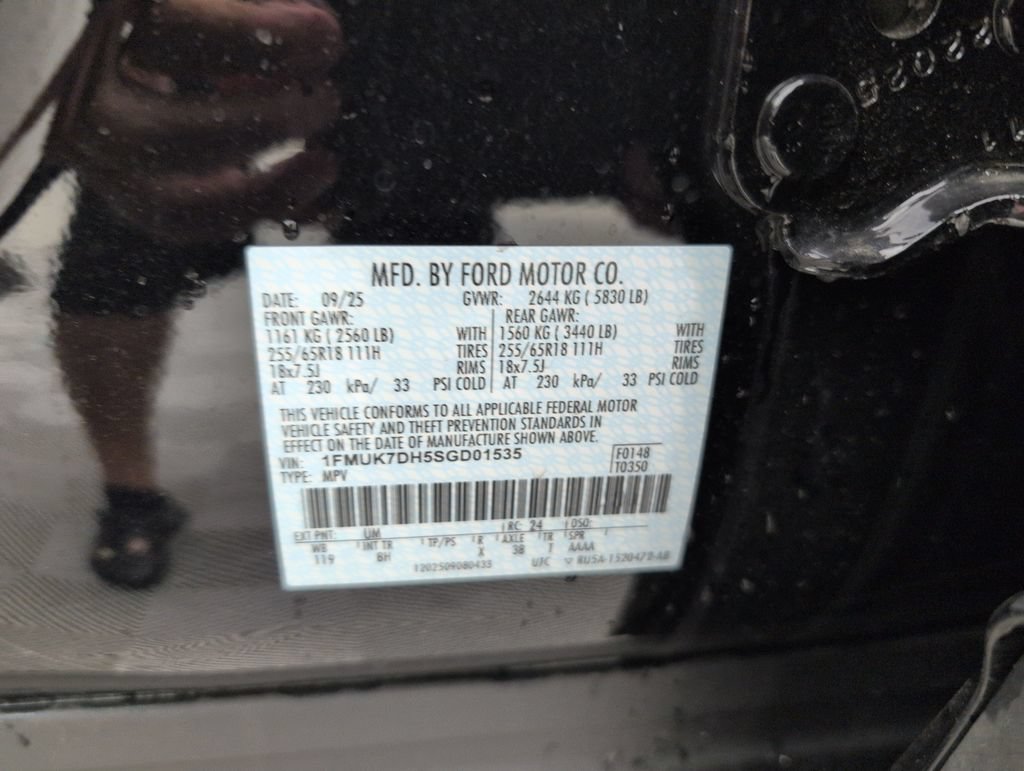 Used 2025 Ford Explorer Active RWD image 33