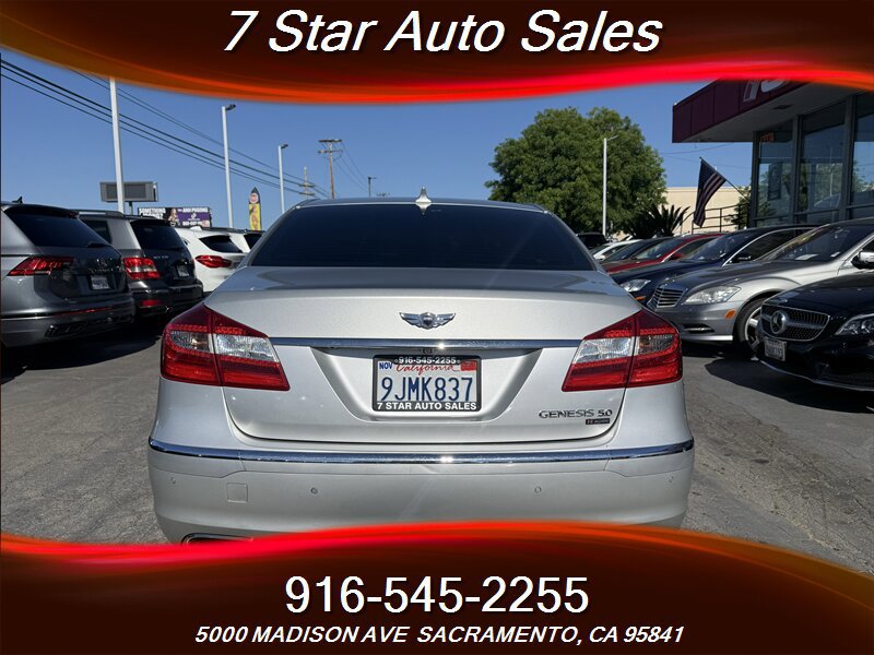 Used 2012 Hyundai Genesis 5.0 R-Spec RWD image 5