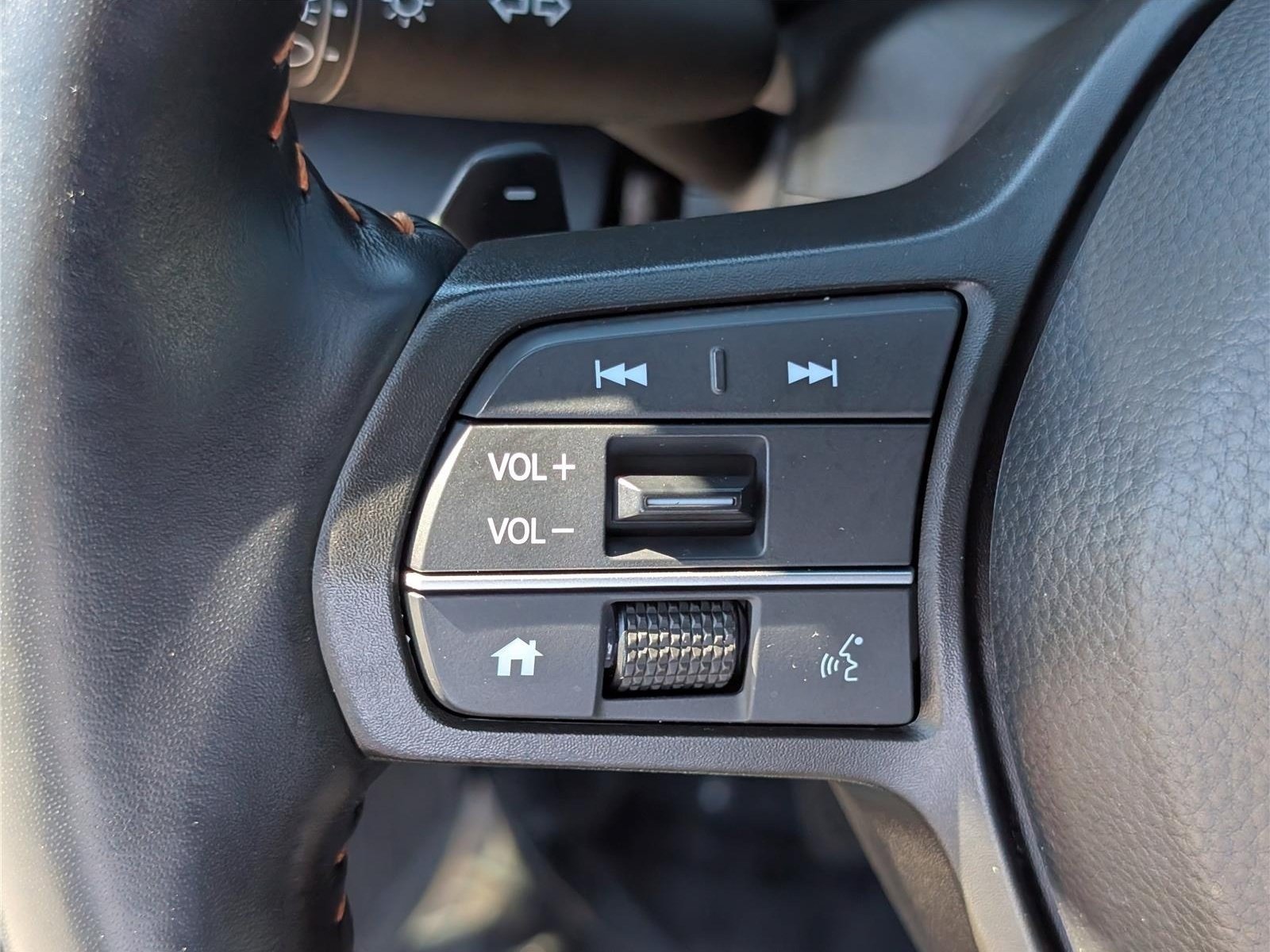 Used 2025 Honda CR-V Sport-L image 23
