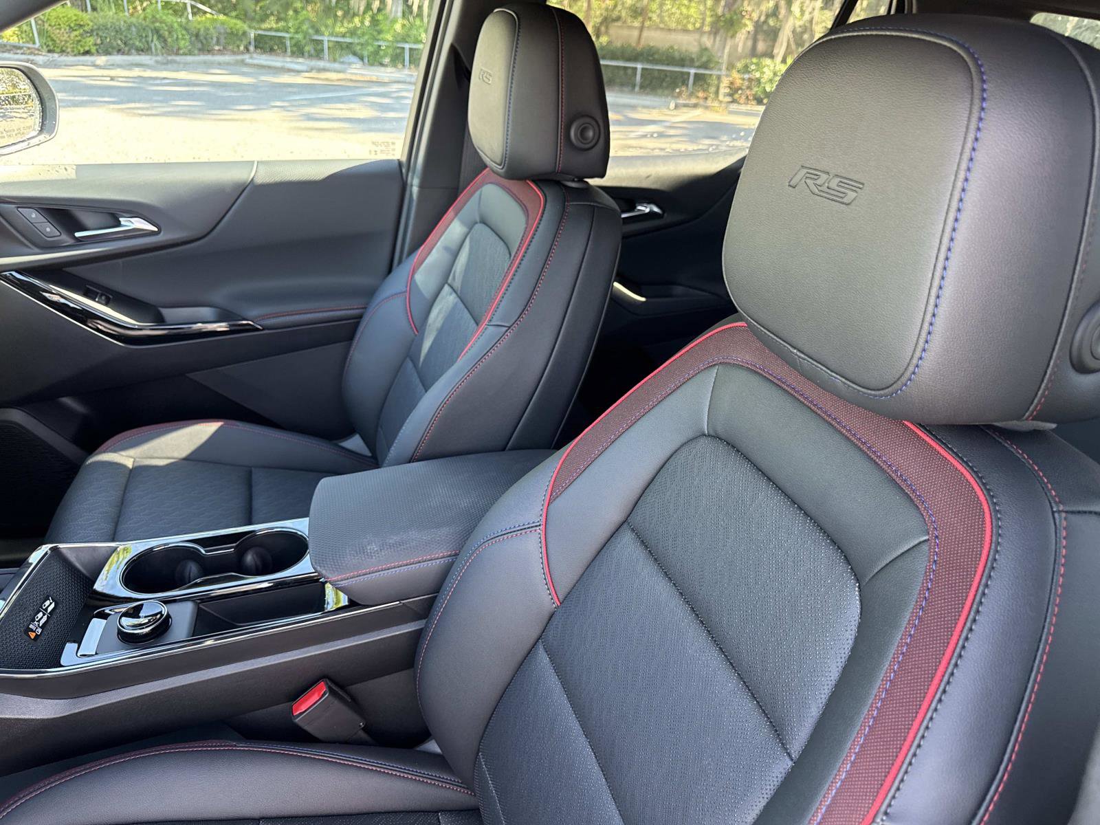 Used 2025 Chevrolet Equinox RS image 20