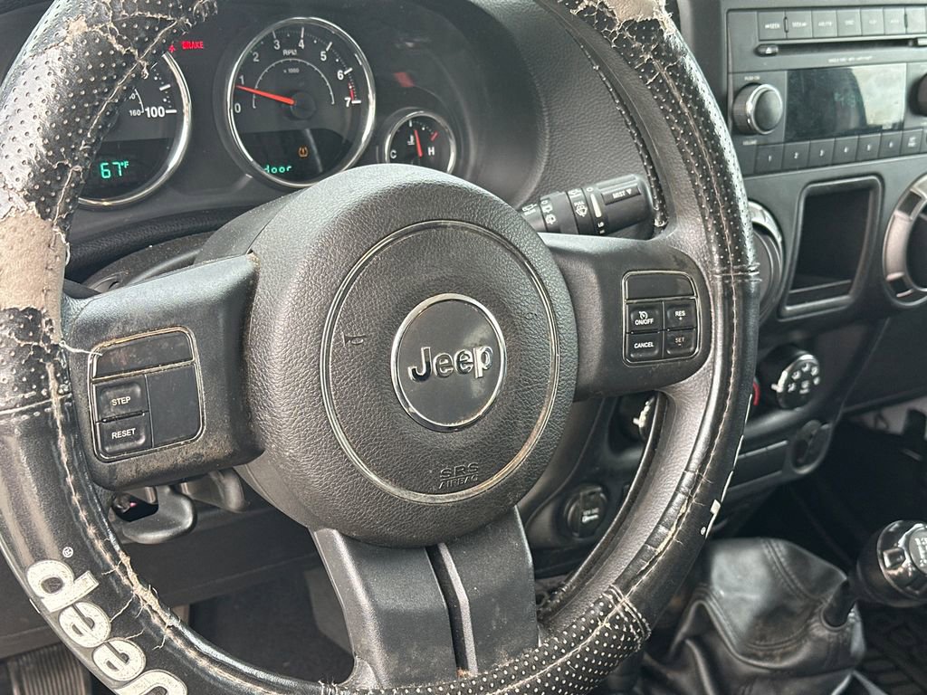 Used 2014 Jeep Wrangler Sport AWD/4WD image 21