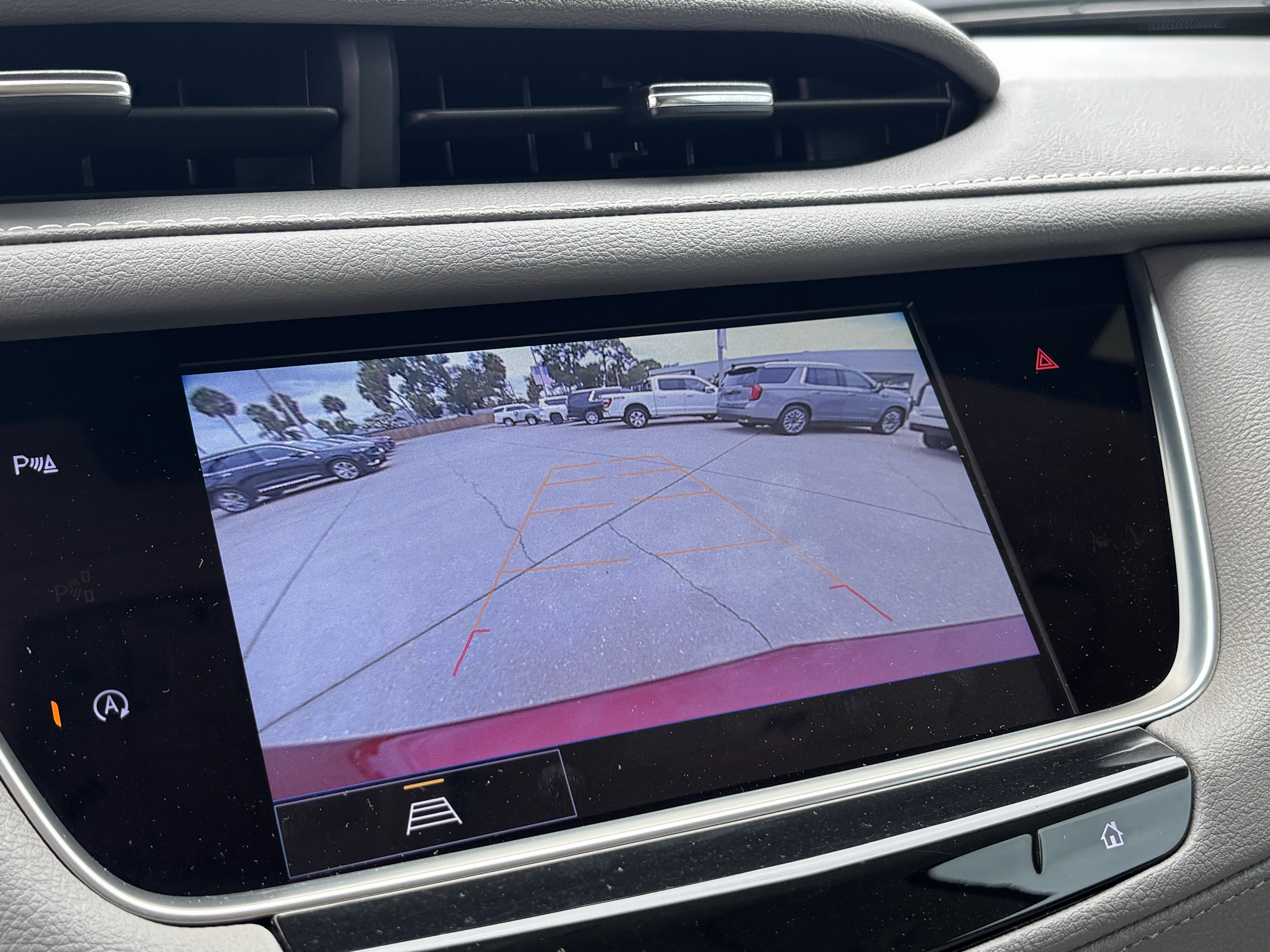 Certified 2024 Cadillac XT5 Premium Luxury FWD image 27