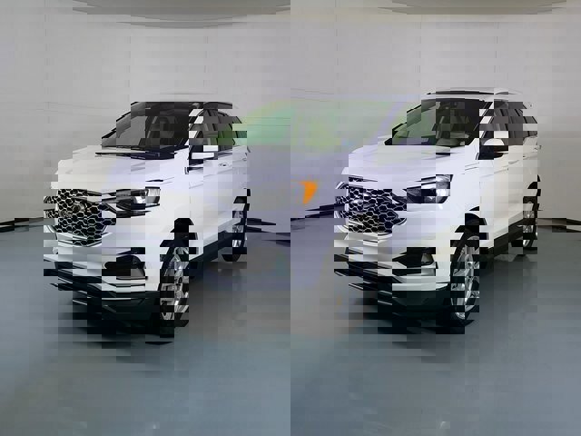 Certified 2024 Ford Edge SEL image 2