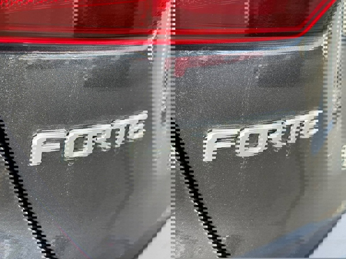 Used 2024 Kia Forte LXS image 12