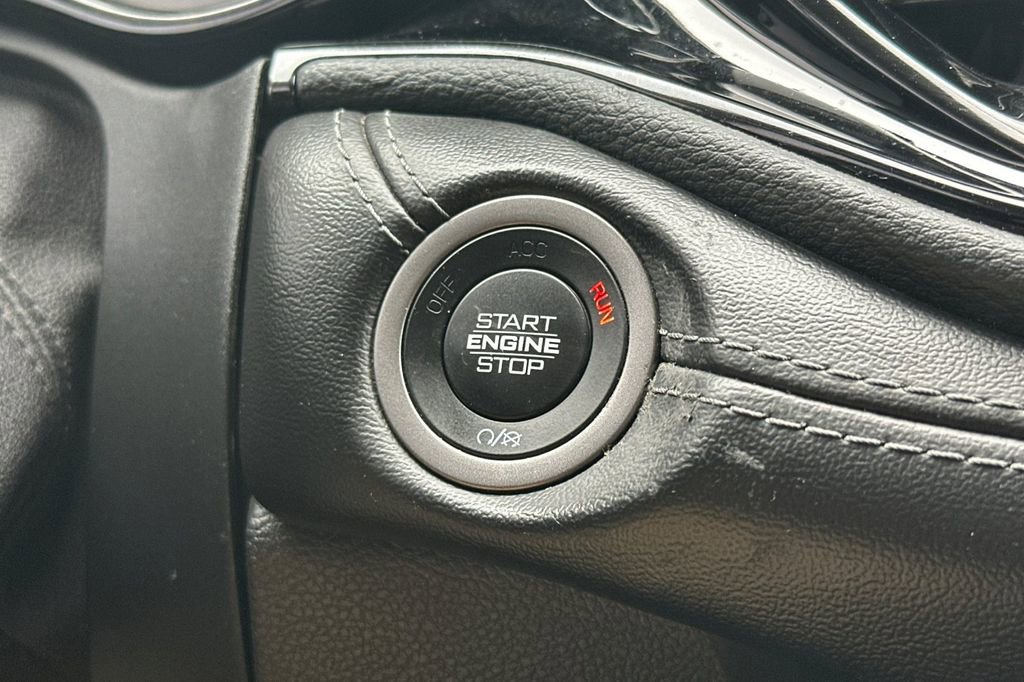 Used 2021 Dodge Durango SXT AWD/4WD image 22